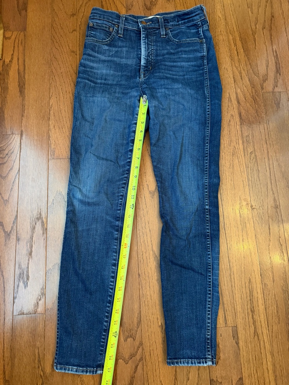 Madewell Women’s Dark Blue Straight Leg Jeans
